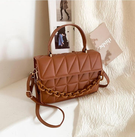 Elegant Quilted Faux Leather Handbag – Classic Tan with Chain Detail