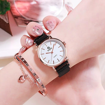 Elegant Rose Gold Women's Quartz Watch – Luxury Mesh Strap